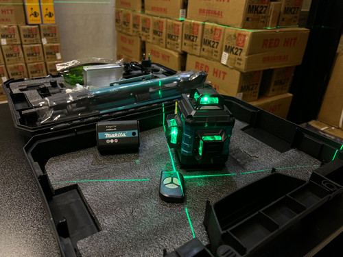 تراز لیزری ماکیتا مدل نور سبز 16 لاین